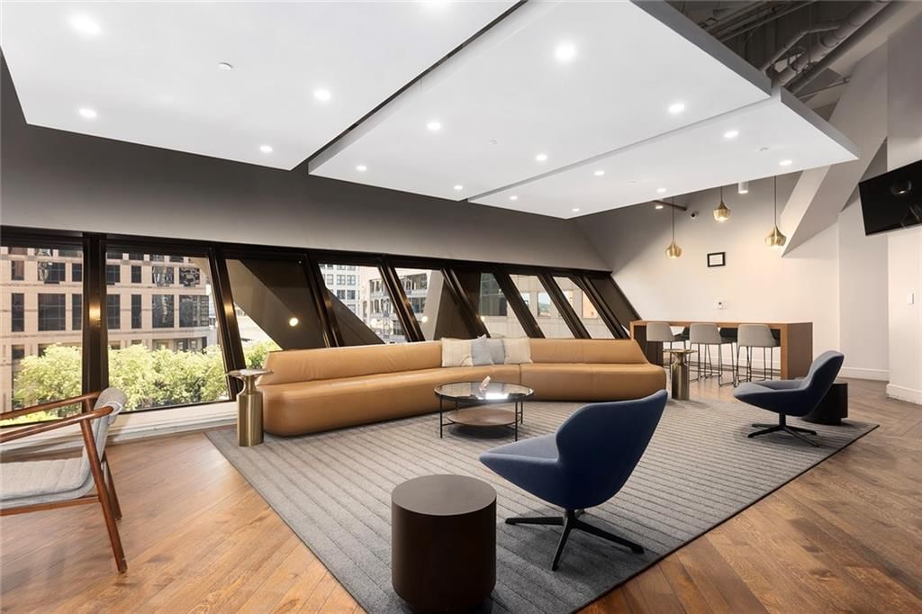 1101 Walnut Street — photo 10