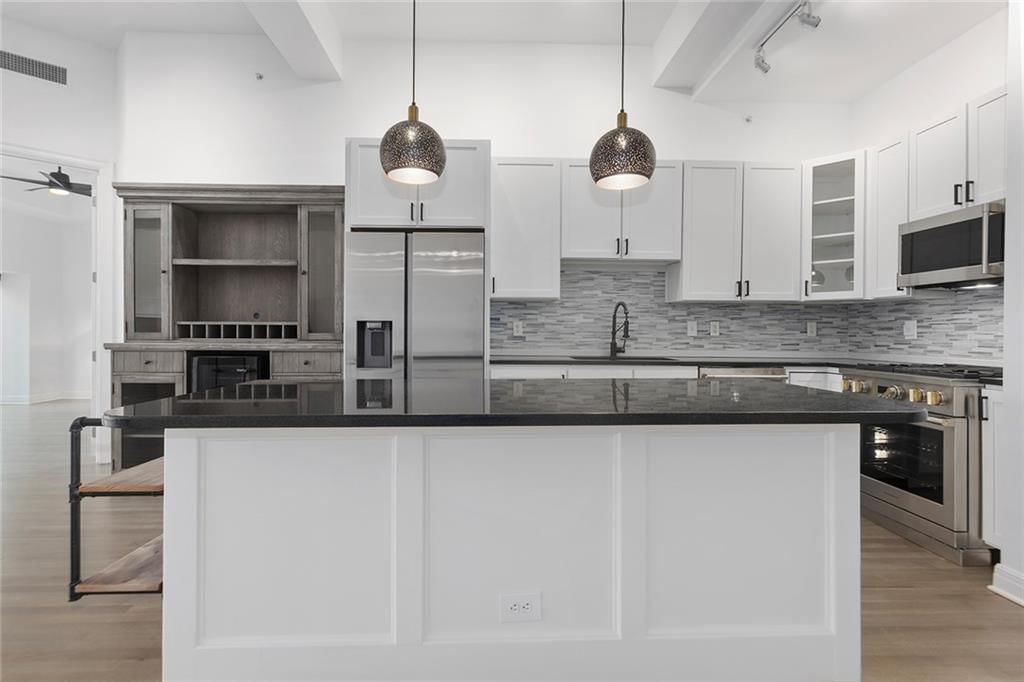 1101 Walnut Street — photo 27
