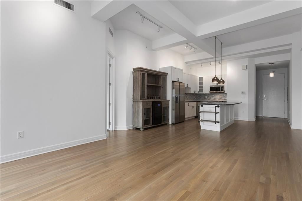 1101 Walnut Street — photo 32