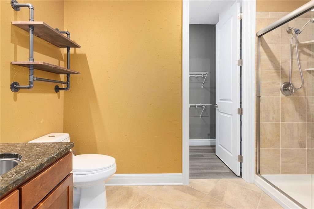 1101 Walnut Street — photo 47