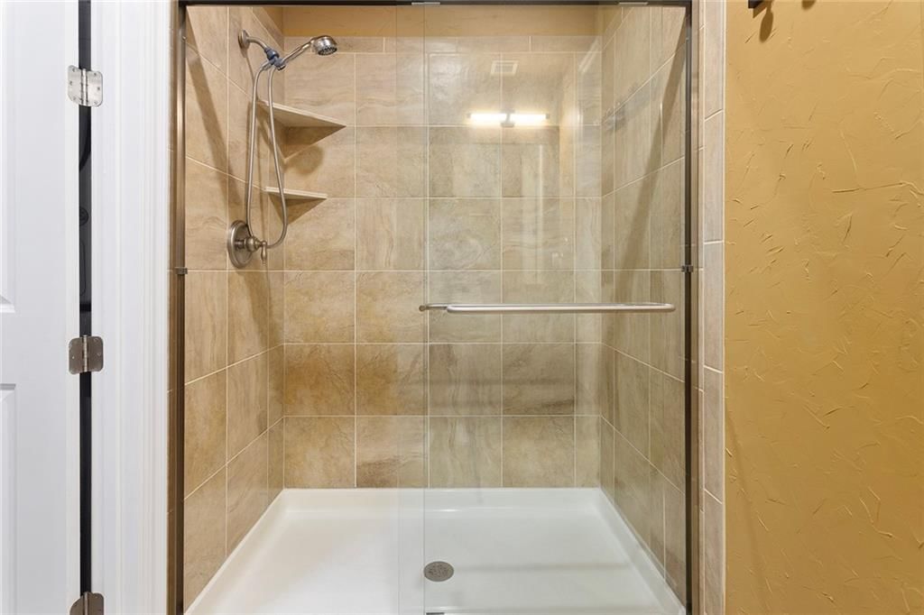 1101 Walnut Street — photo 48