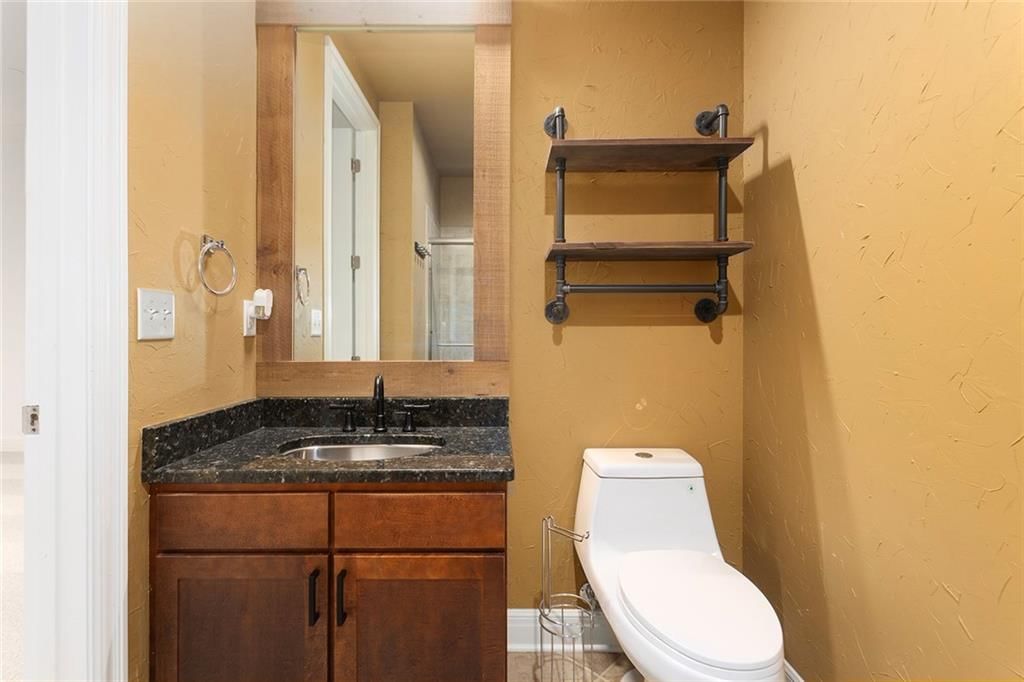 1101 Walnut Street — photo 49