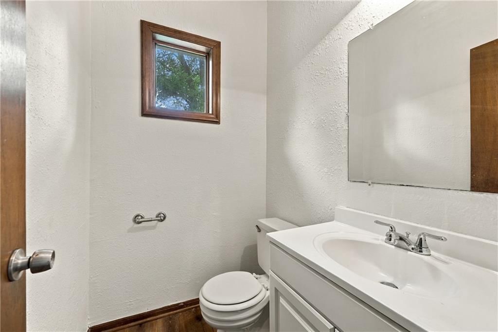 1600 Dana Drive — photo 12