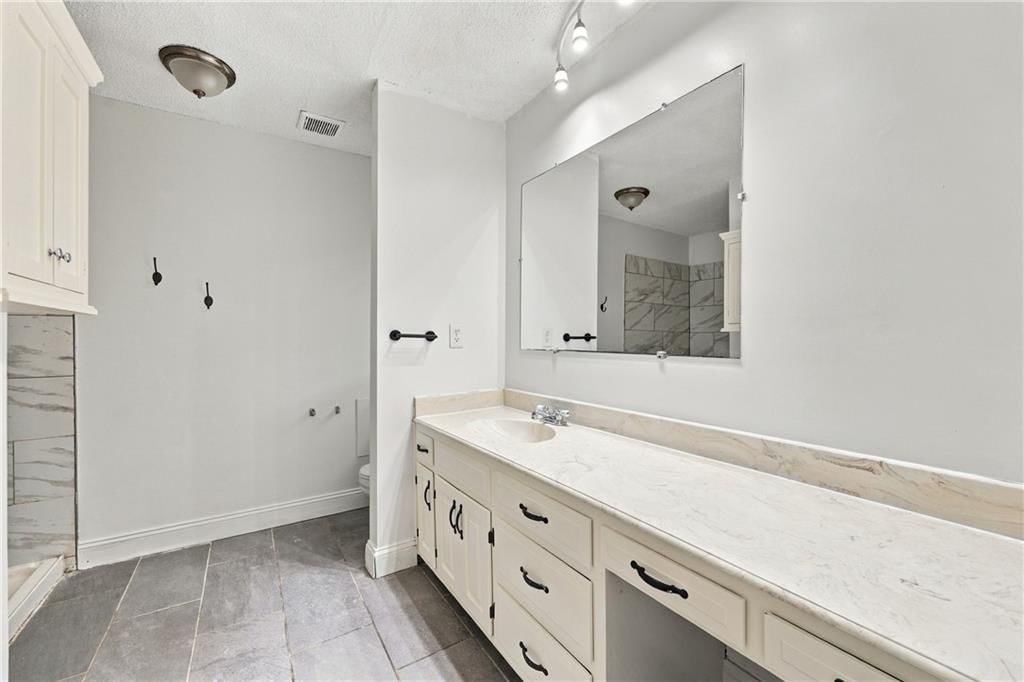 1600 Dana Drive — photo 20