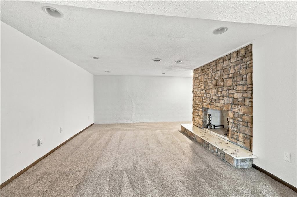 1600 Dana Drive — photo 30