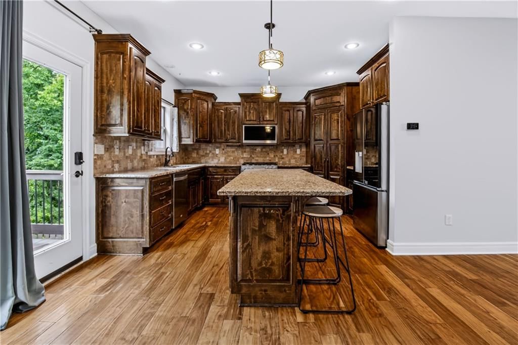 1236 Vivian Drive — photo 16