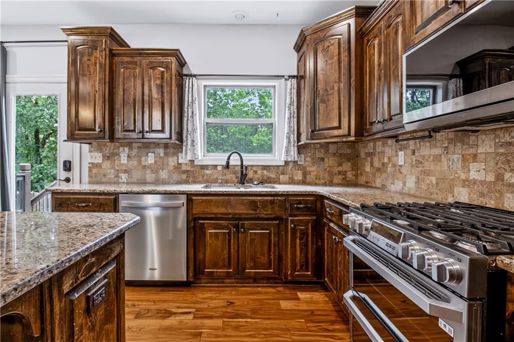 1236 Vivian Drive — photo 17