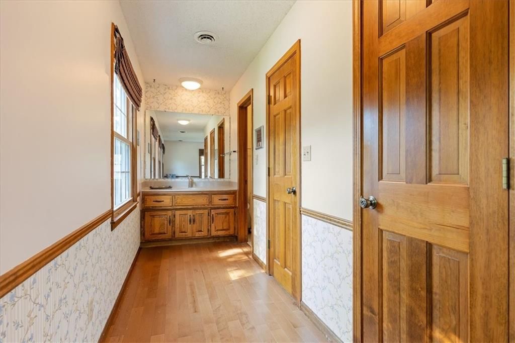 316 Boulder Street — photo 19