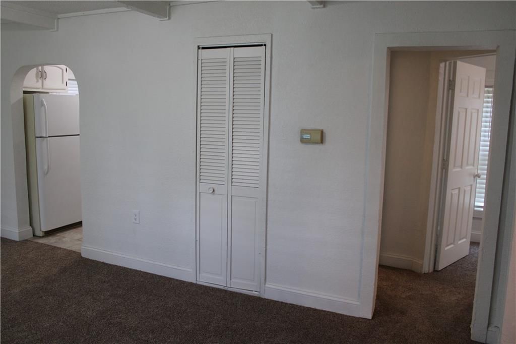 515 E Jackson Street — photo 3