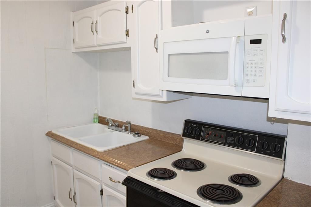 515 E Jackson Street — photo 5