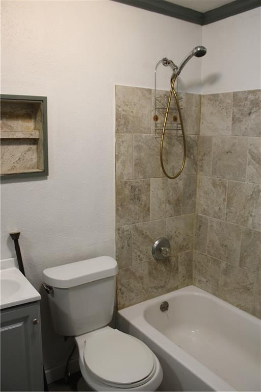 515 E Jackson Street — photo 7