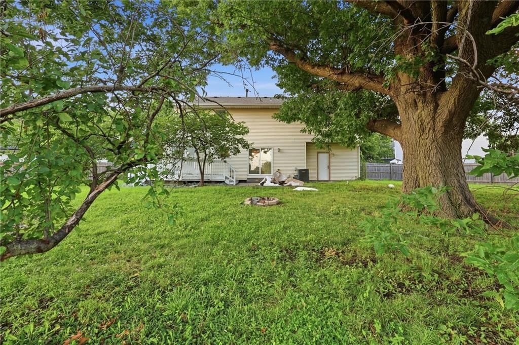 201 N Poplar Drive — photo 40
