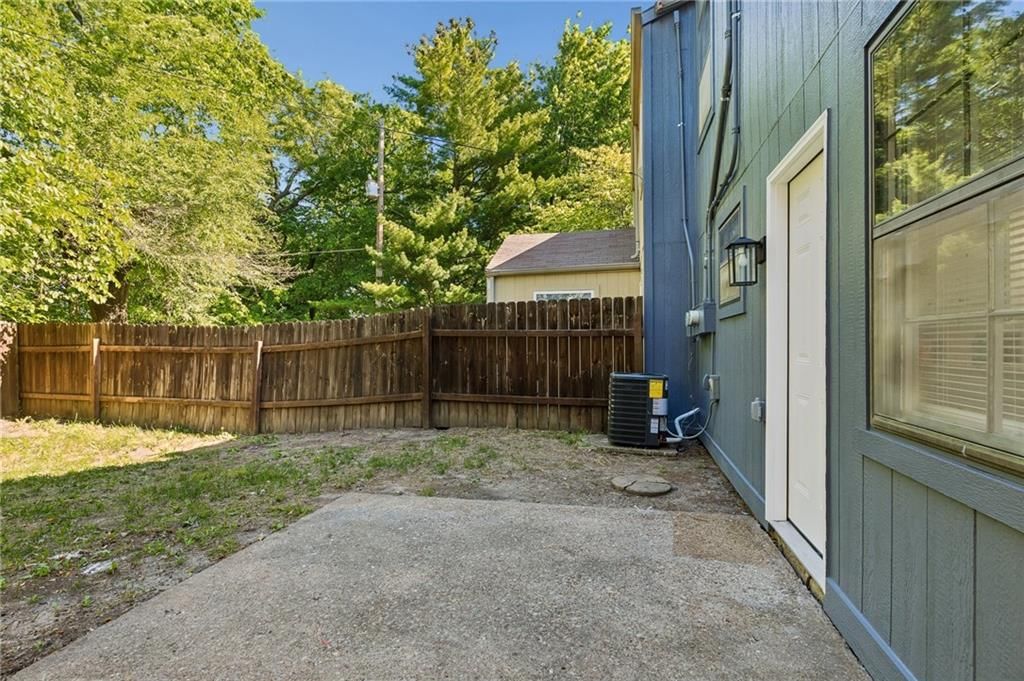 303 Northwood Lane — photo 26
