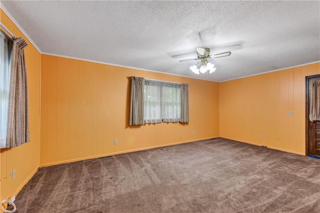 8029 Yecker Avenue — photo 15