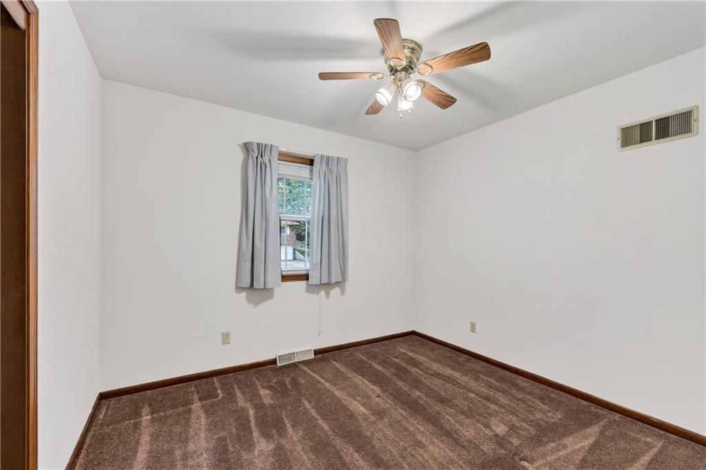 8029 Yecker Avenue — photo 22