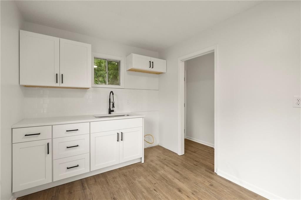 512-514 Maier Drive — photo 9