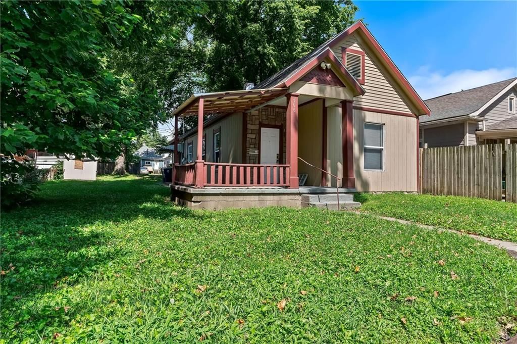 506 S Oakley Avenue — photo 3