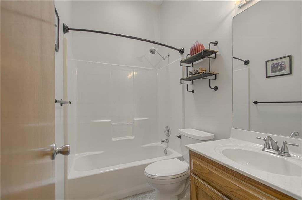 1224 NE Beacon Avenue — photo 12