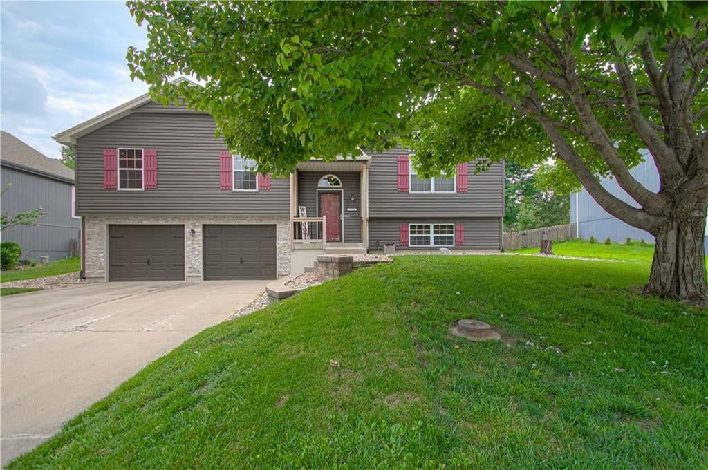 1224 NE Beacon Avenue — photo 35