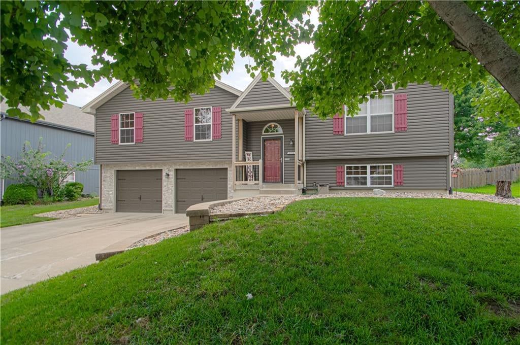 1224 NE Beacon Avenue — photo 36
