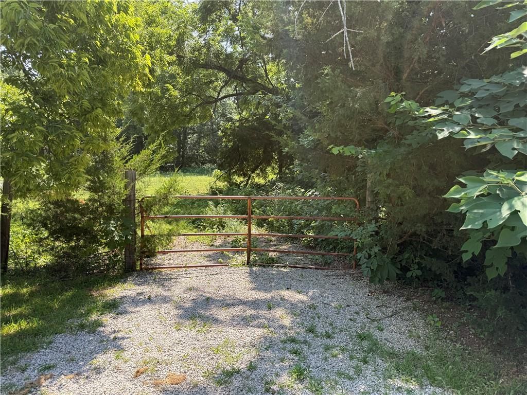 8535 Kill Creek Road — photo 17