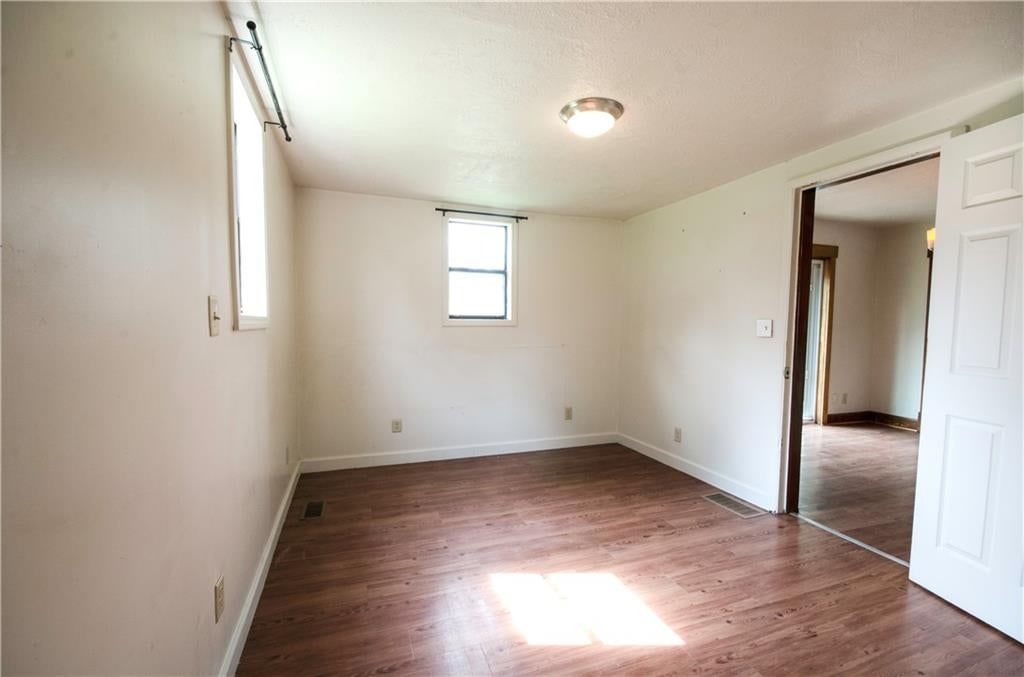 227 S Ash Avenue — photo 8