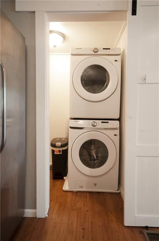 227 S Ash Avenue — photo 9