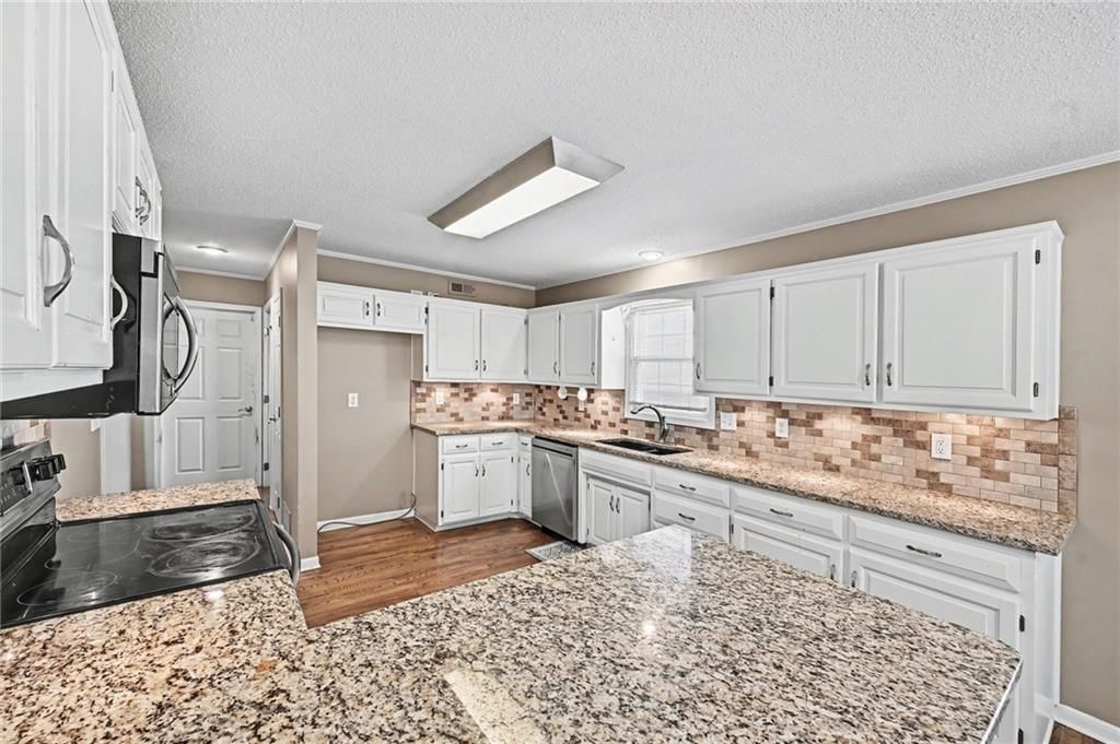 7216 NW 85th Street — photo 8
