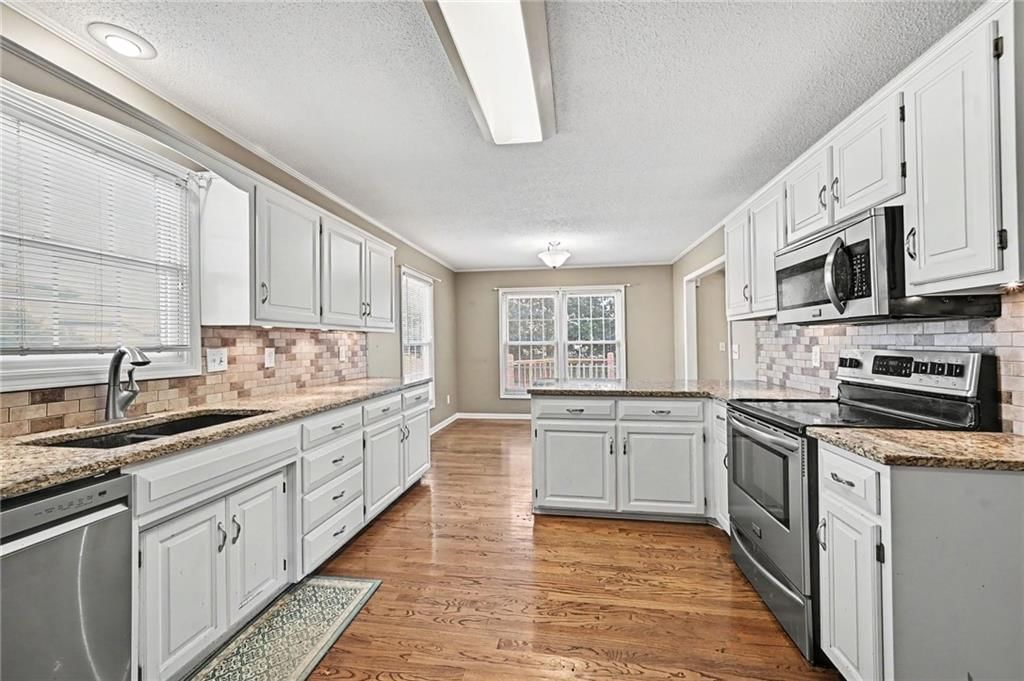 7216 NW 85th Street — photo 9