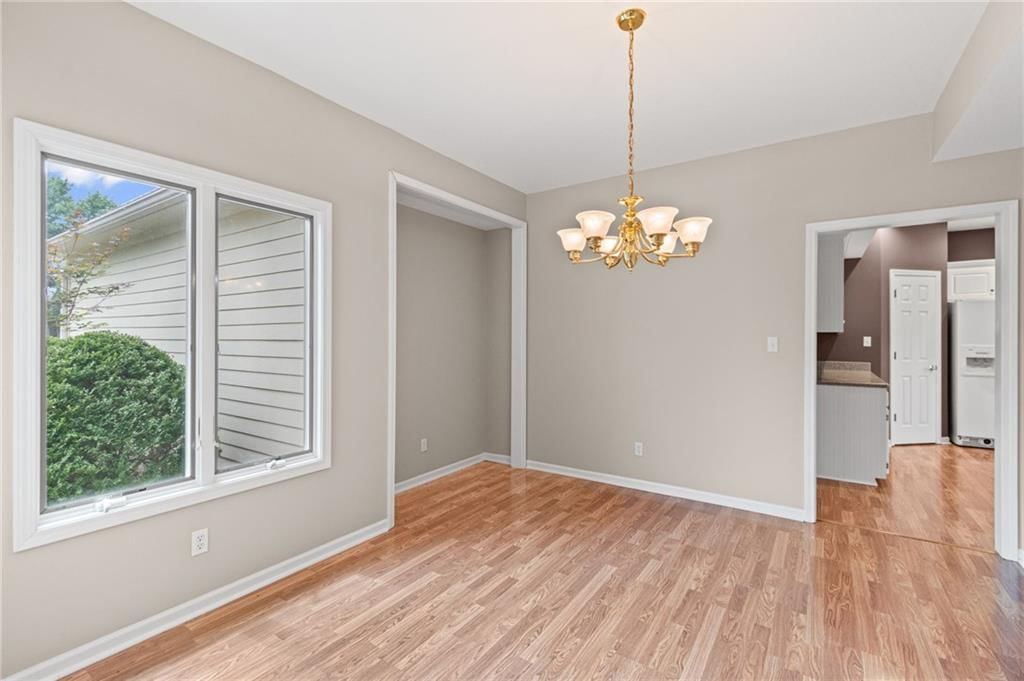 1405 Kensington Court — photo 5