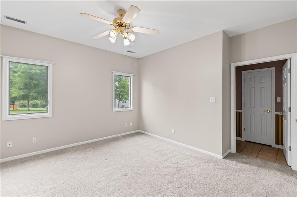 1405 Kensington Court — photo 13