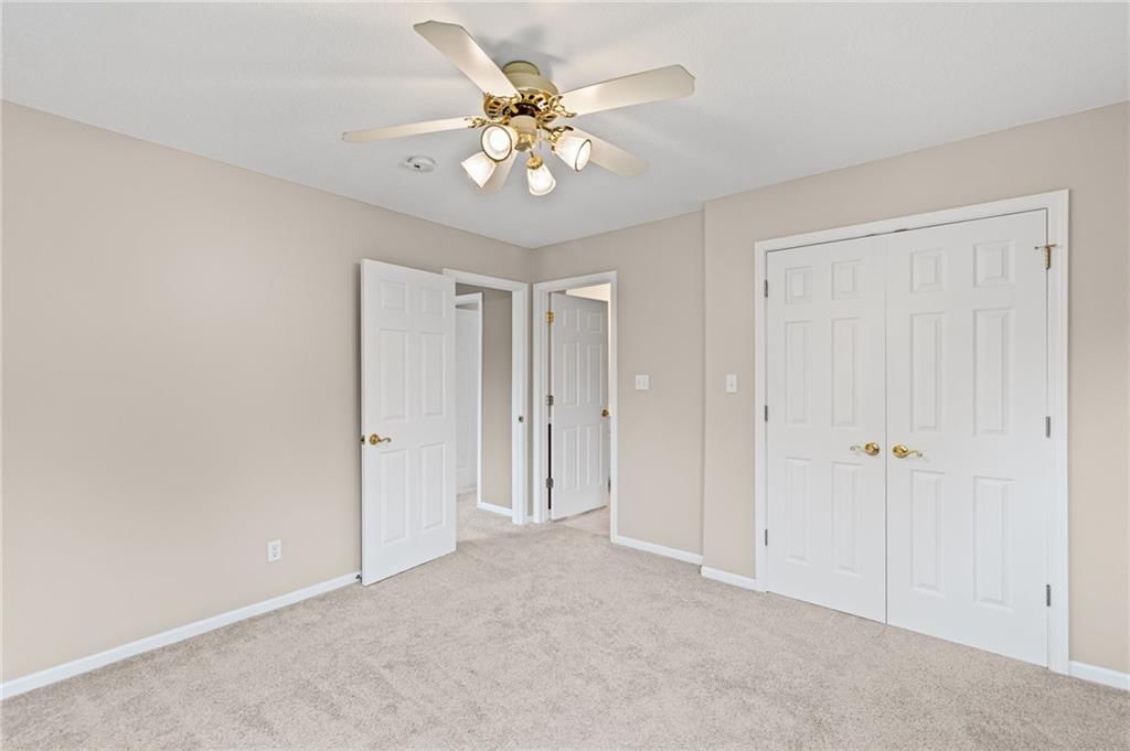 1405 Kensington Court — photo 18