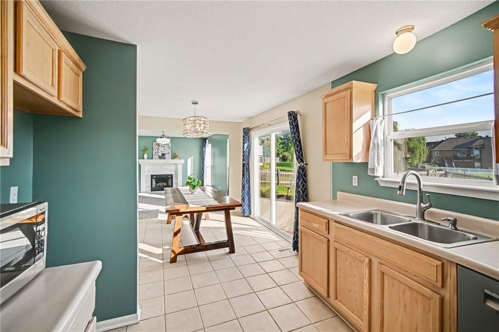 1058 Maple Woods Terrace — photo 10