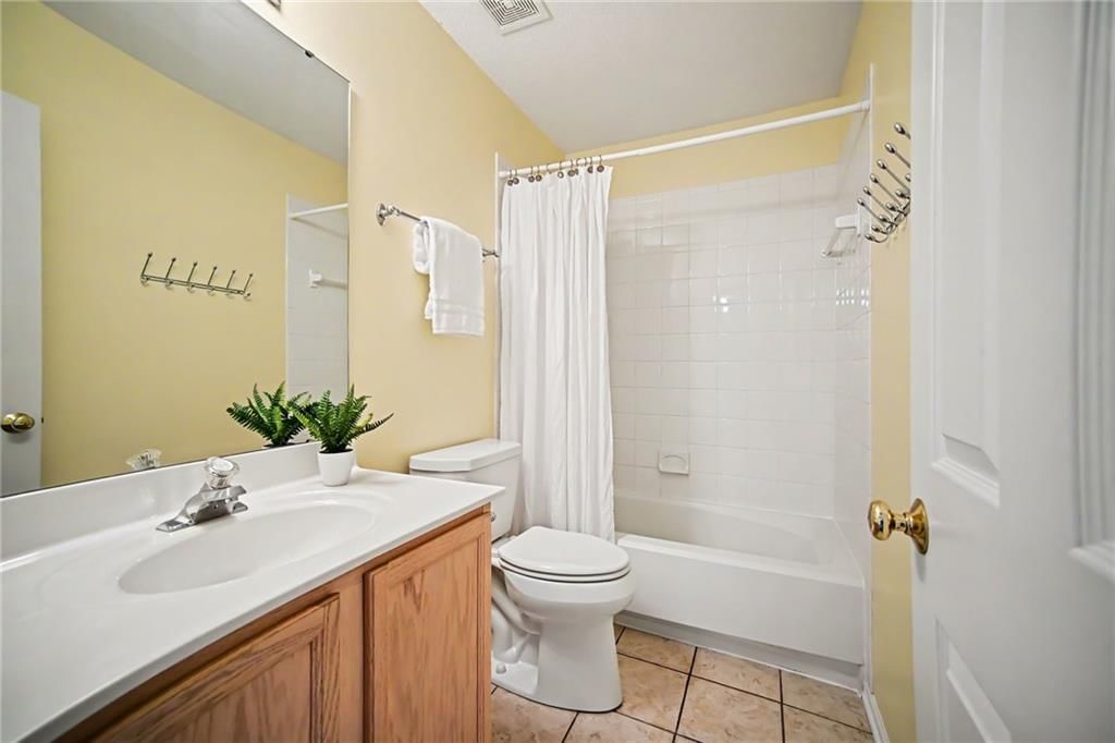 1058 Maple Woods Terrace — photo 18
