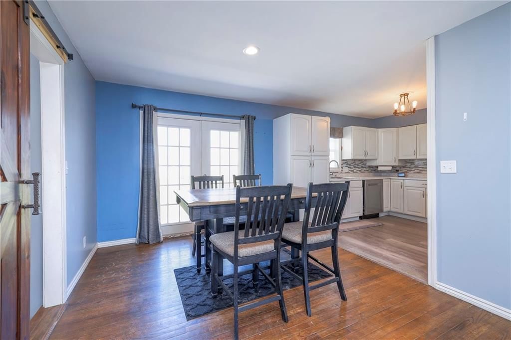 304 E South Street — photo 11