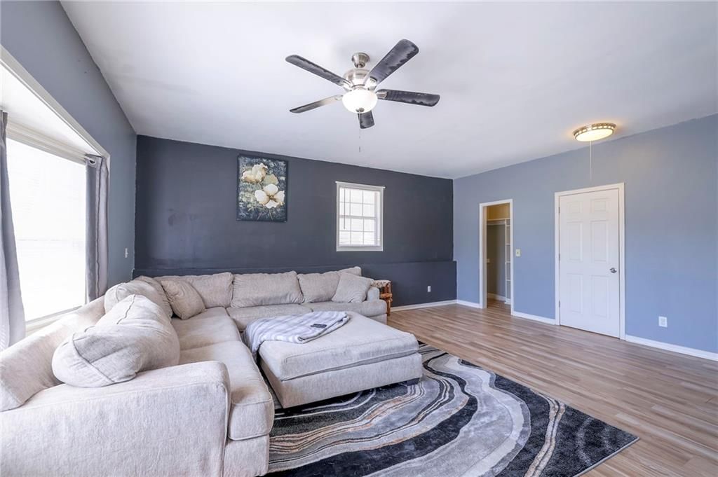 304 E South Street — photo 22