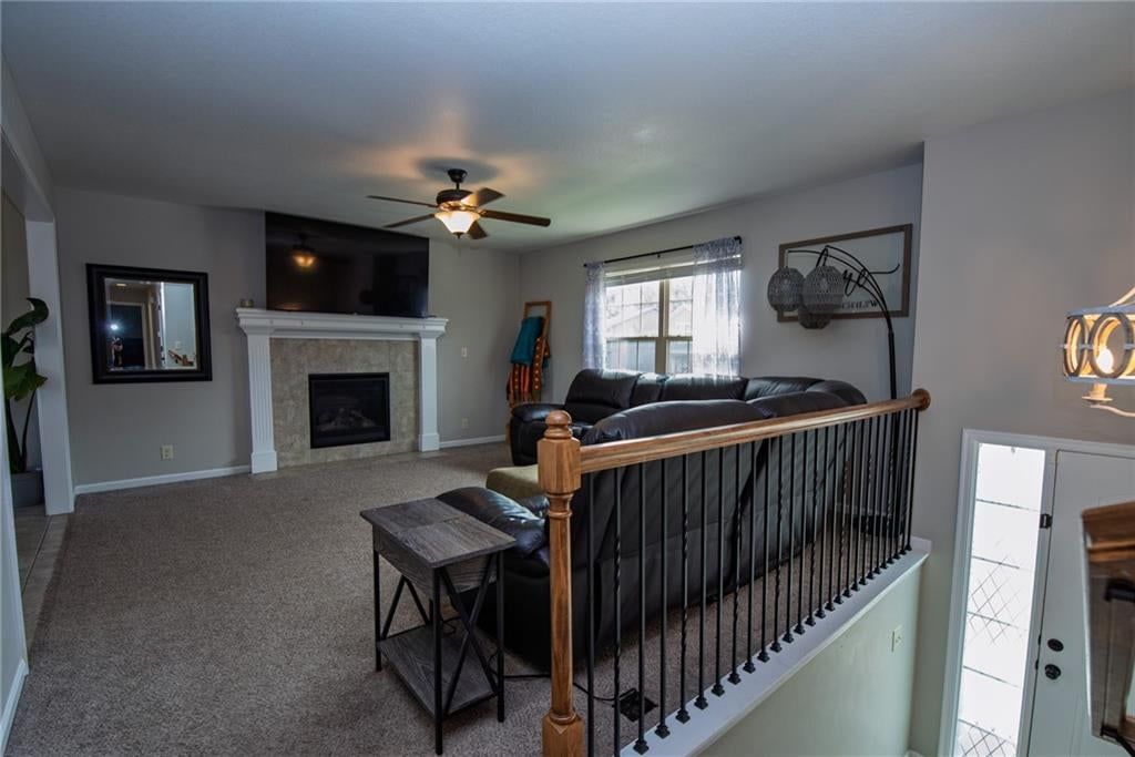 212 NE Greystone Way — photo 11