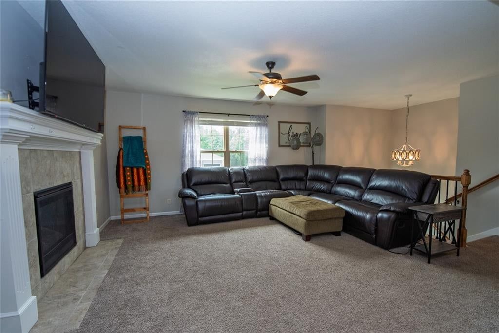 212 NE Greystone Way — photo 13