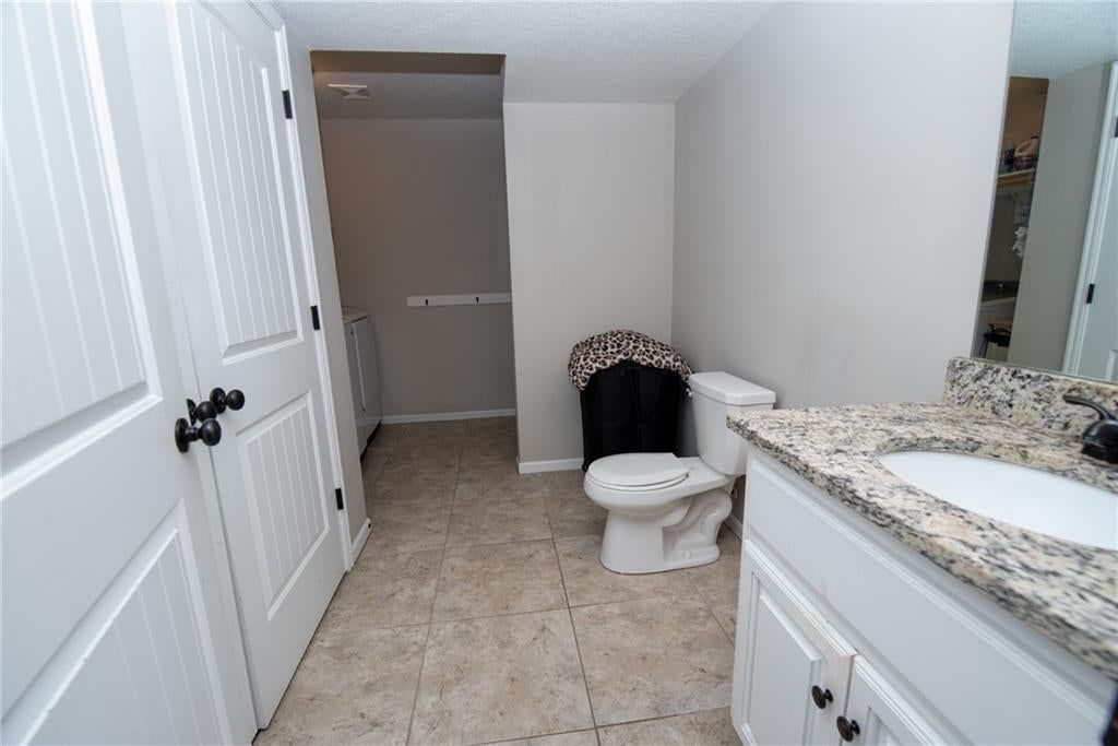 212 NE Greystone Way — photo 22