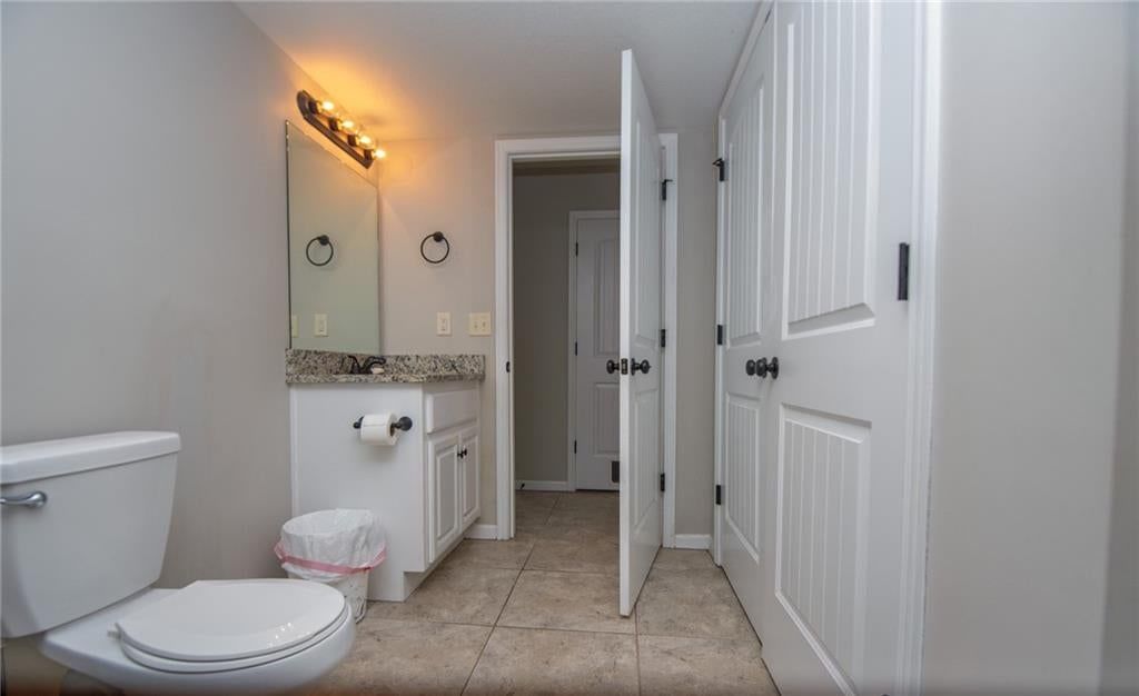 212 NE Greystone Way — photo 24
