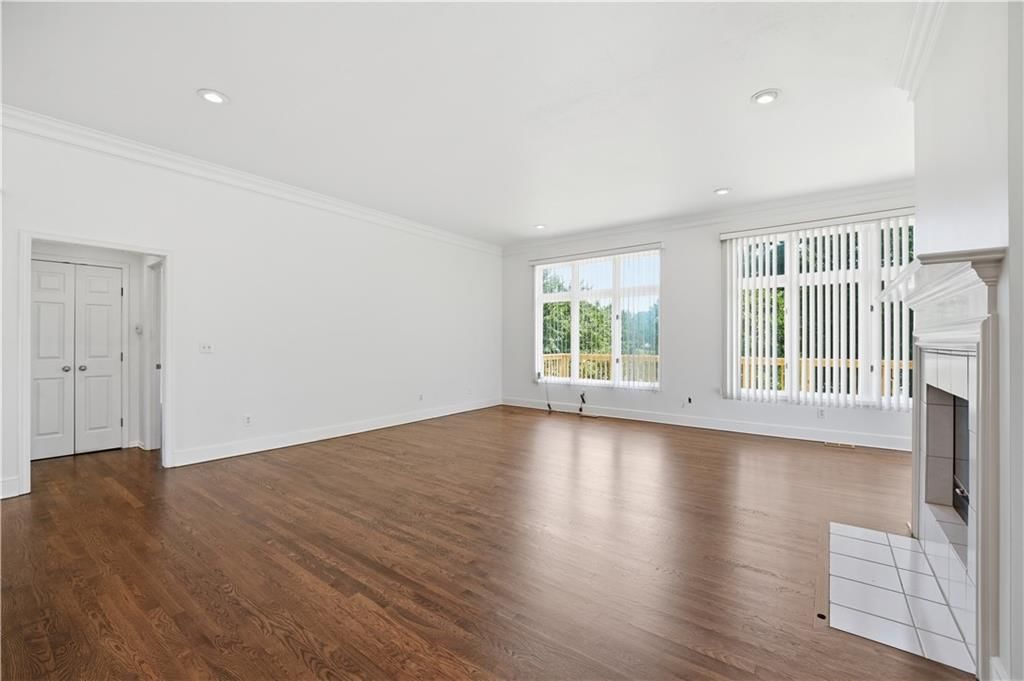 1101 NE Waterfield Village Drive — photo 7
