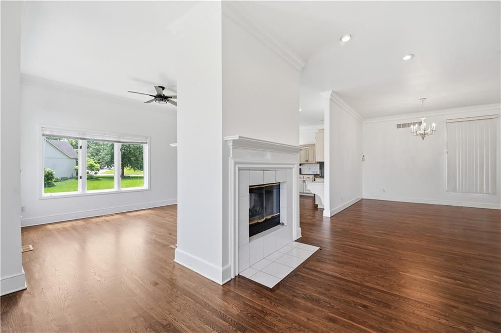 1101 NE Waterfield Village Drive — photo 9