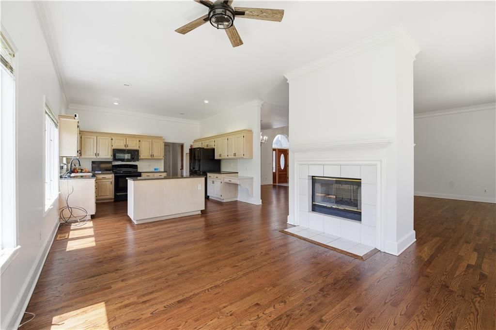 1101 NE Waterfield Village Drive — photo 11