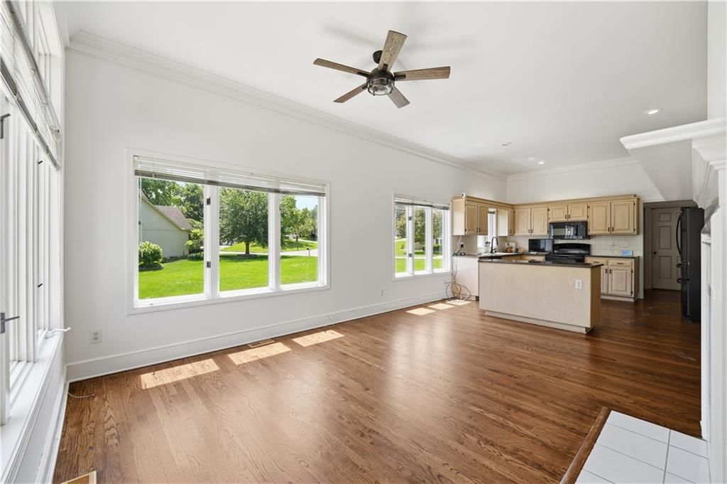 1101 NE Waterfield Village Drive — photo 13