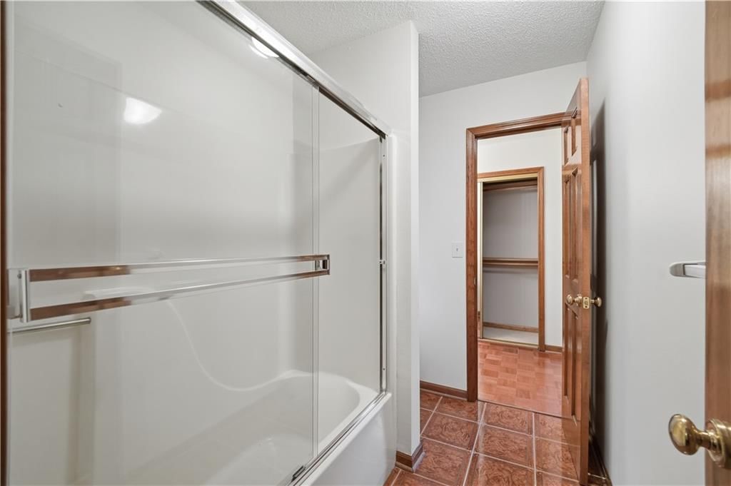 1101 NE Waterfield Village Drive — photo 27