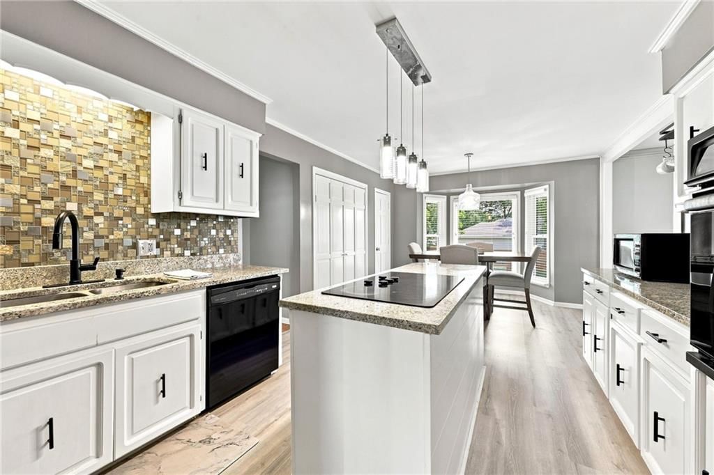 7305 N Harrison Street — photo 15