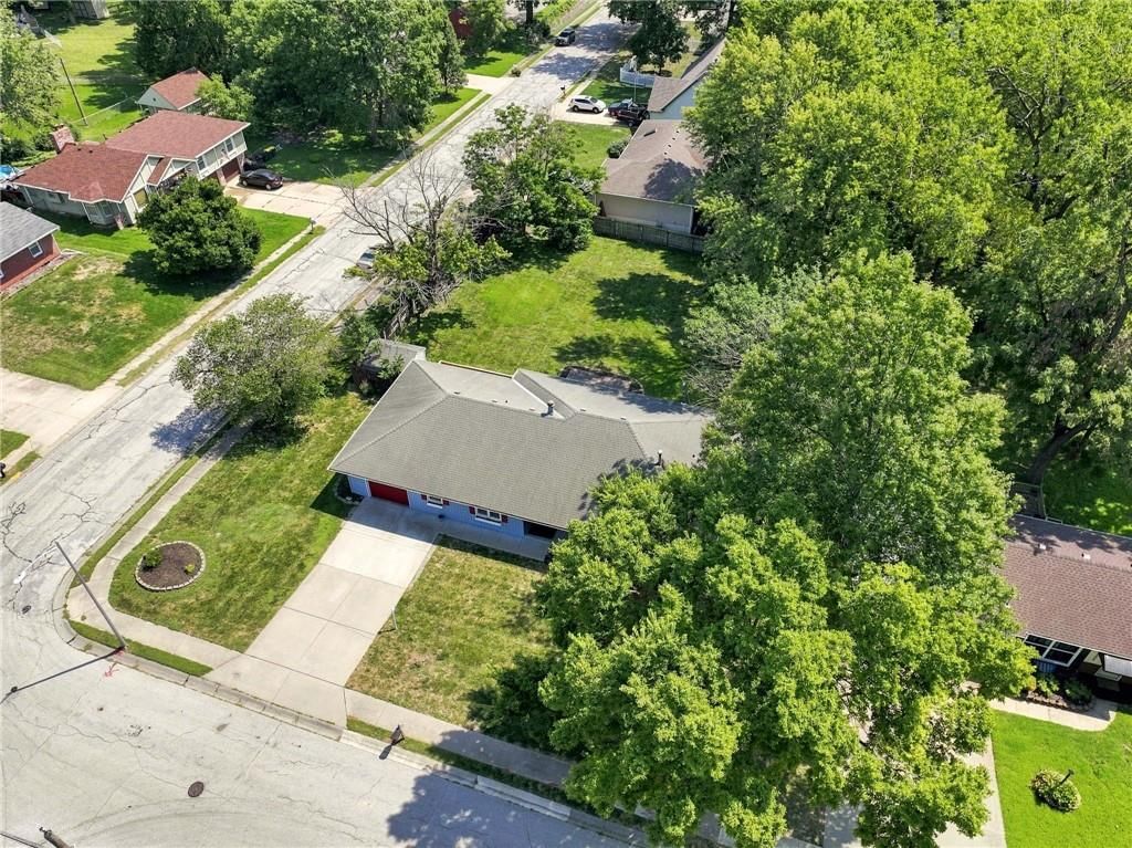 7305 N Harrison Street — photo 50