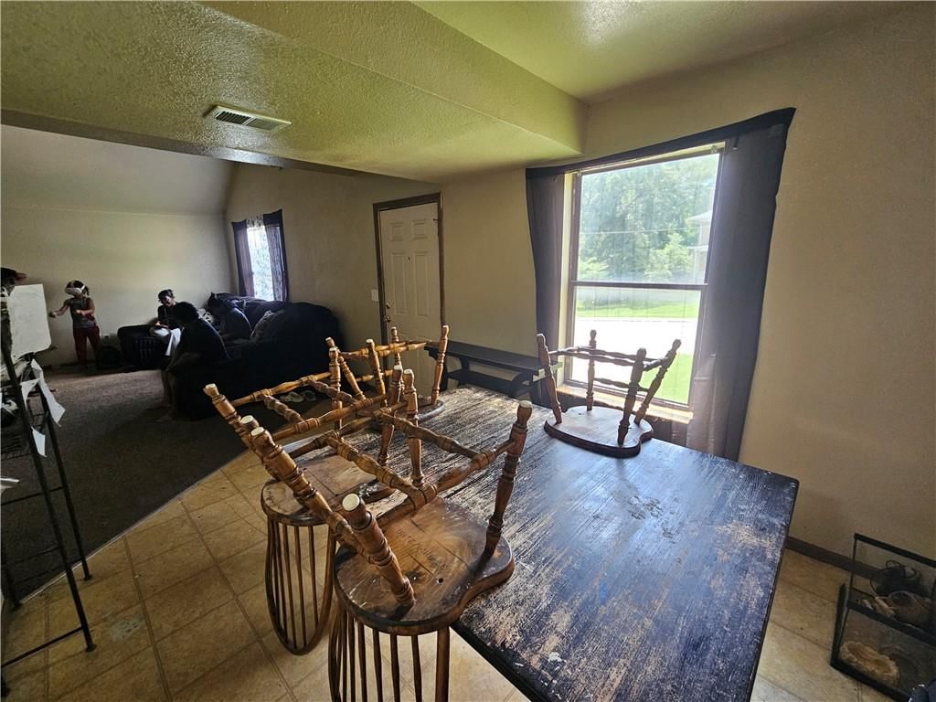 6805 E Cleveland Avenue — photo 31