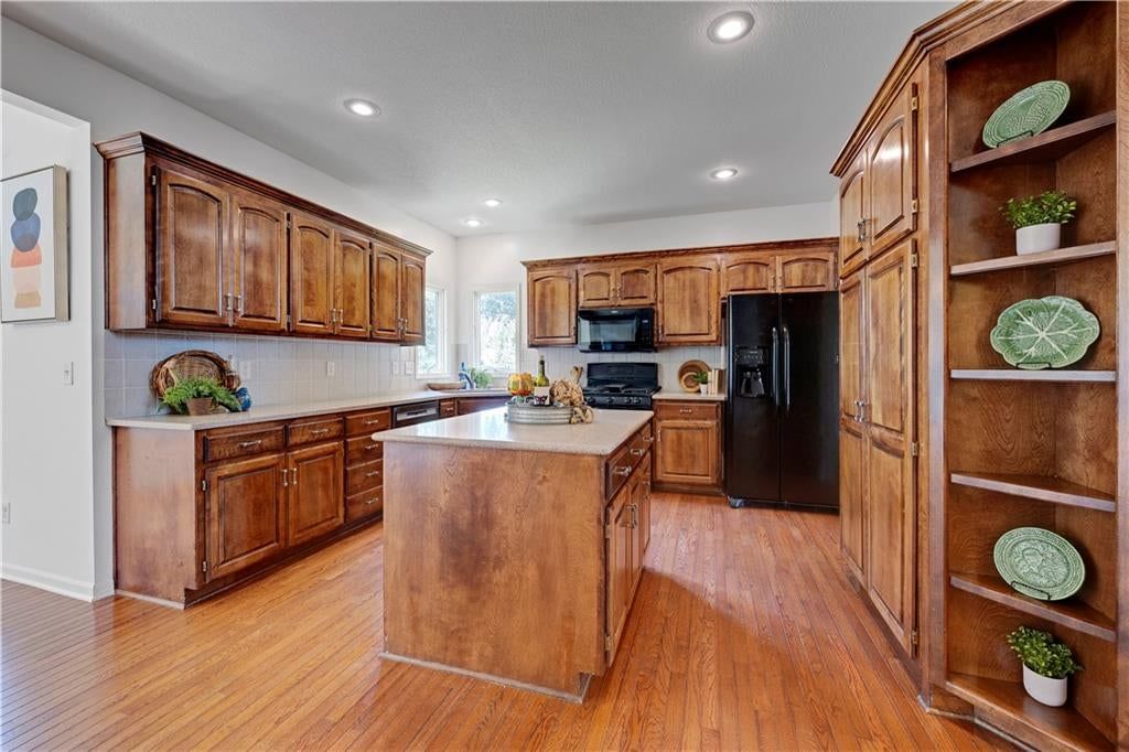 15901 Birch Street — photo 11