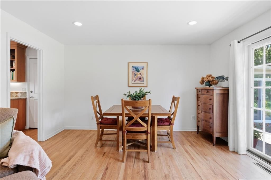 214 W 114th Street — photo 16